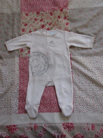 Pyjama velours beige Winnie l'Ourson 3 mois