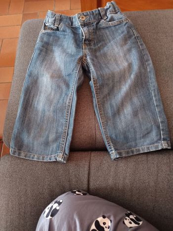 Bermuda / short en jean taille 8 ans