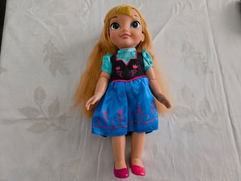 Poupée disney animator anna