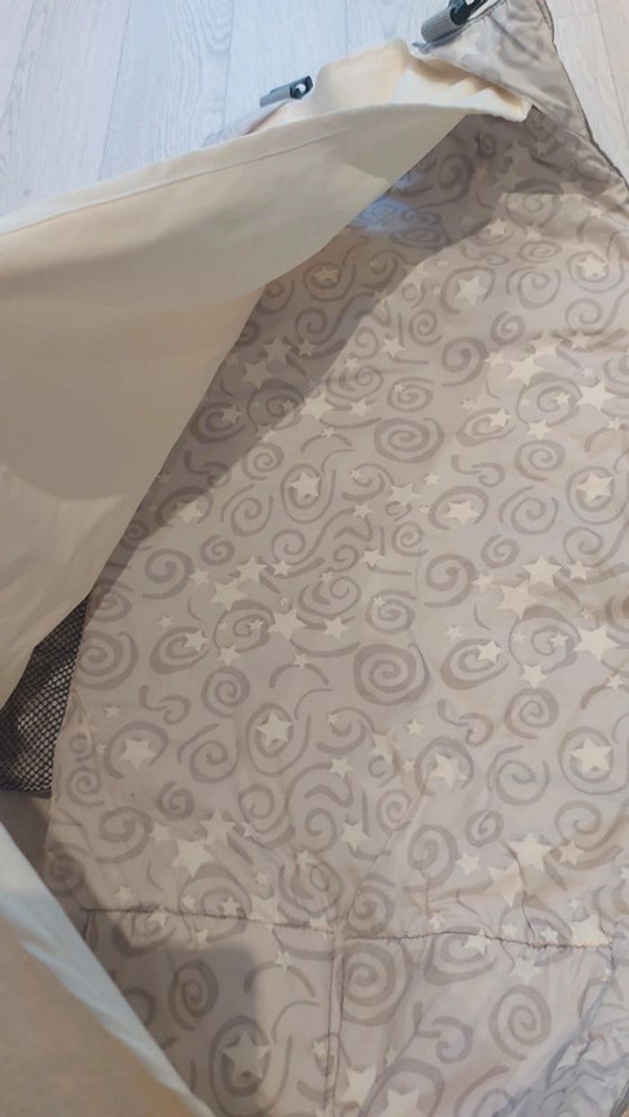 Sac a langer avec grand tapis de change intégré - photo numéro 5