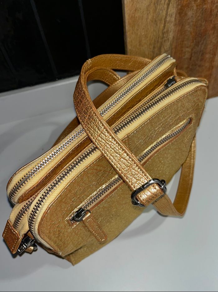 sac Léana doré - Léa Toni  - en cuir - photo numéro 9