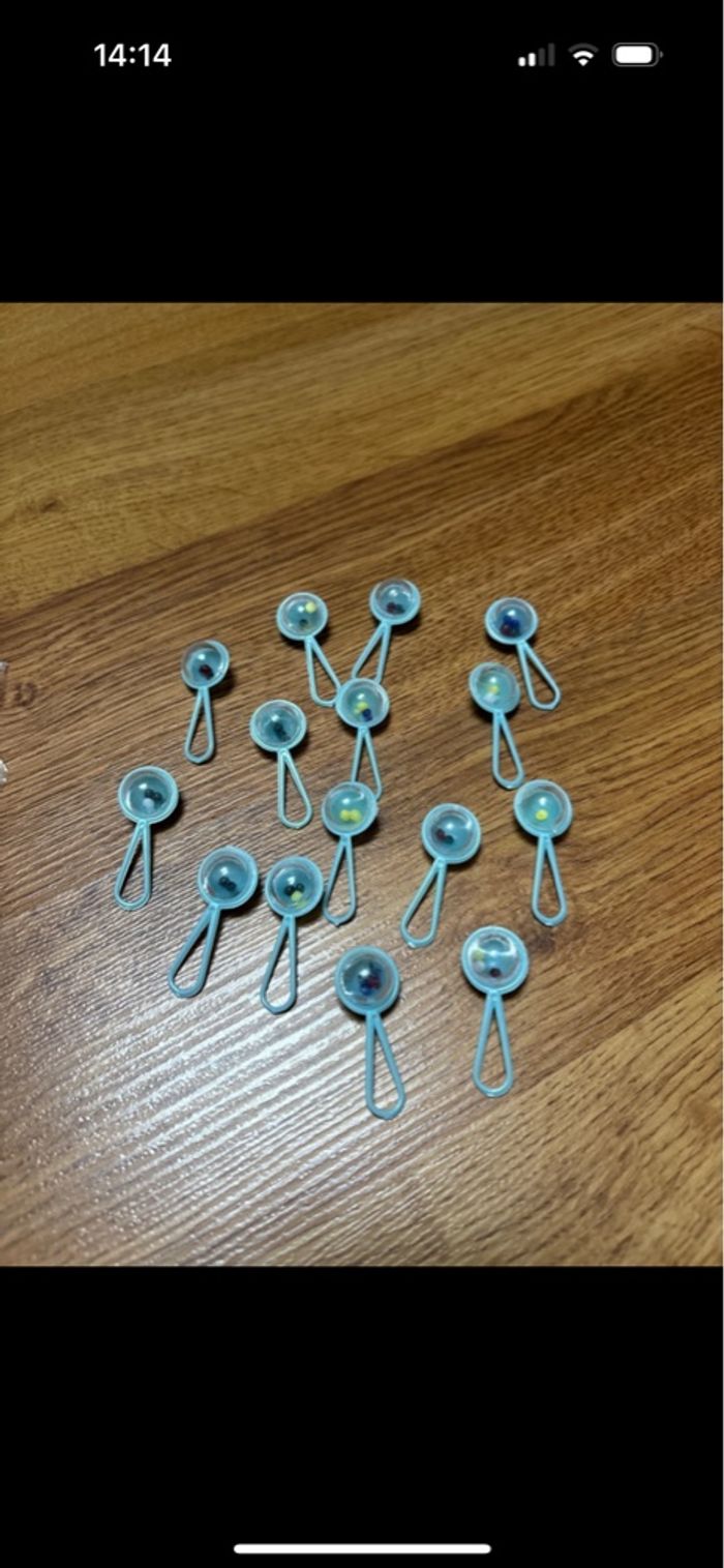 Lot de 15 mini hochets décoration création neuf