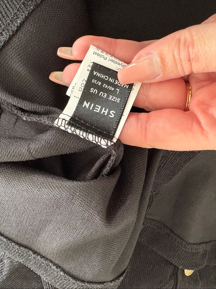 Jupe SHEIN taille L - photo numéro 2