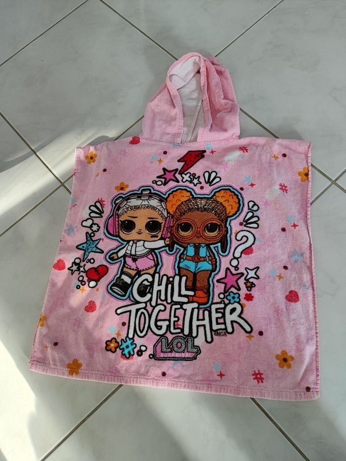 Lot maillot de bain+ serviette+ poncho - photo numéro 5