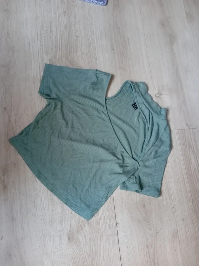 Haut asymétrique