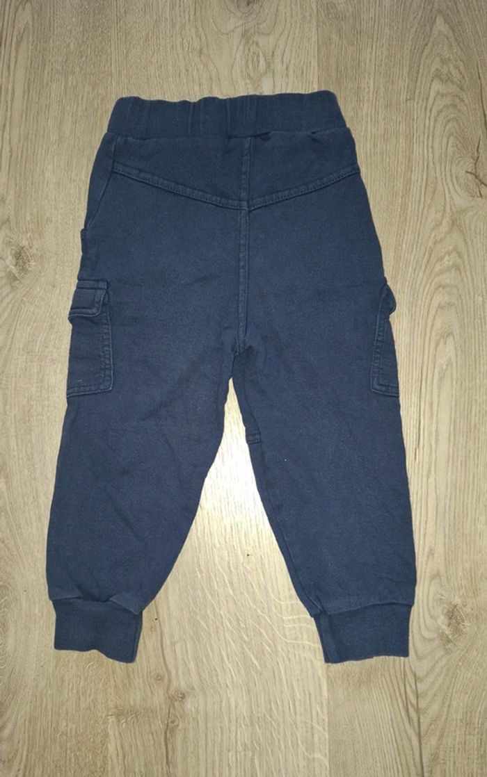 Lot 4 pantalons 18mois dont 1 neuf - photo numéro 7