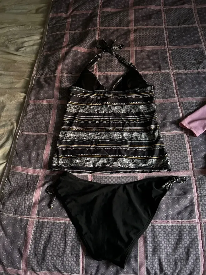 Maillot de bain 2 pièces - photo numéro 2