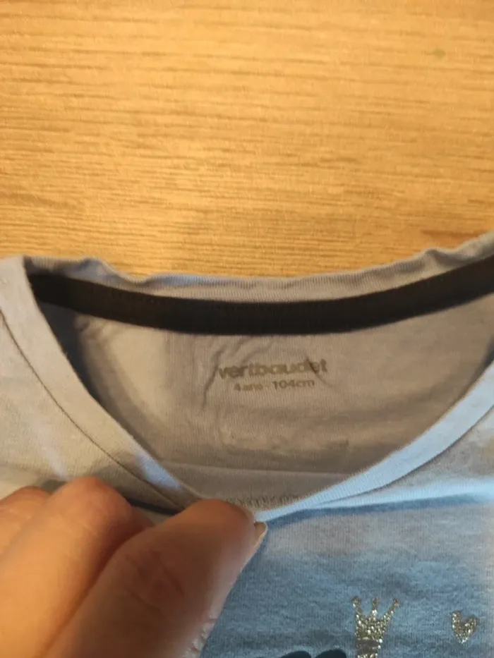 Tee-shirt ML 4 ans Vertbaudet en TBE - photo numéro 3