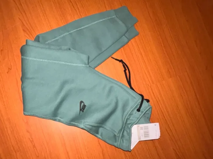 Jogging Nike Tech XS Neuf - photo numéro 6