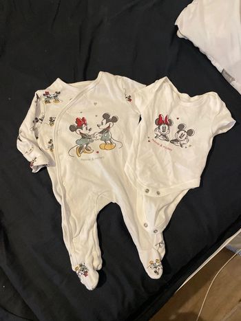 Pyjama et body Mickey