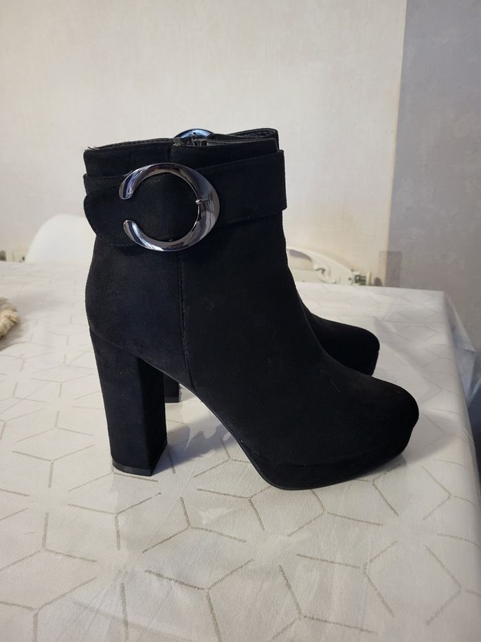 Bottines femme neuve taille 40