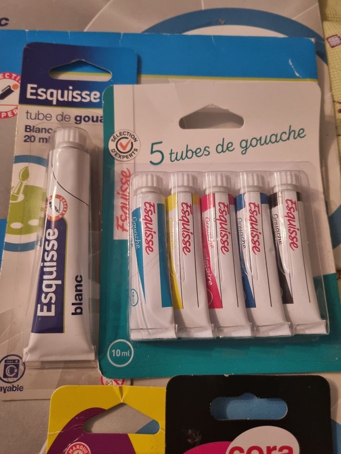 Lot de fournitures scolaires - photo numéro 3