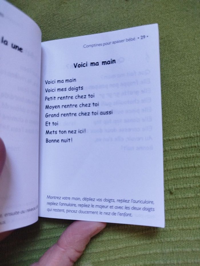 Livre Les P'tites berceuses et autres comptines pour endormir bébé - photo numéro 3