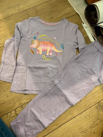 Pyjama fin 7-8 ans
