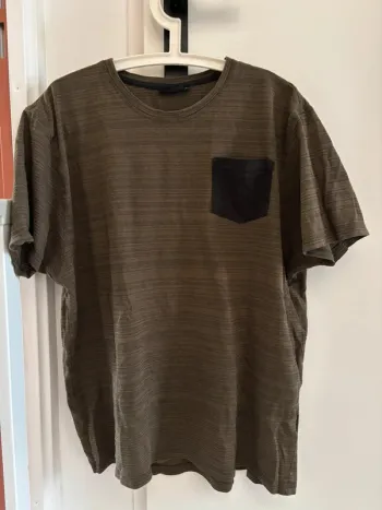 T-shirt kaki t.L tbe