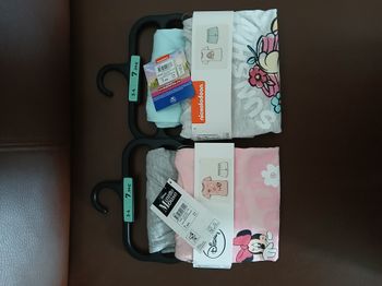 lot de deux pyjamas short fille minnie et stella 3/4 ans 