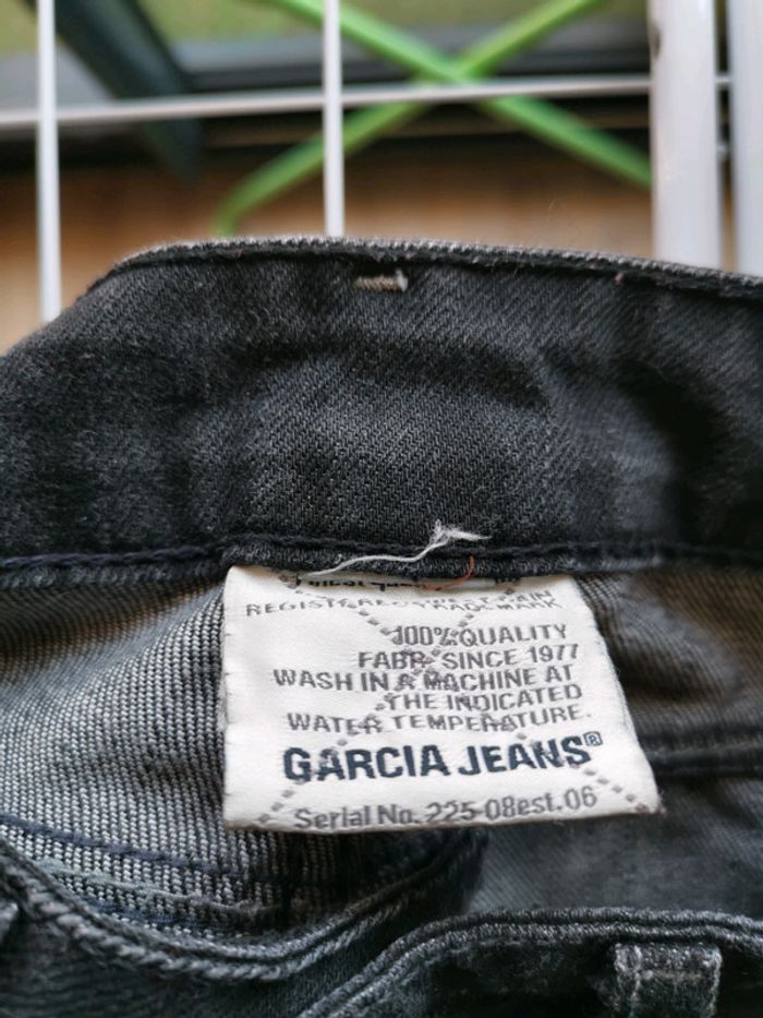 Jean noir Garcia - photo numéro 3