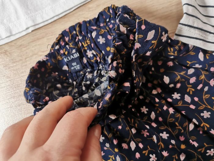 Short, t-shirt et robe, lot de 3 vêtements bébé 9 mois - photo numéro 4