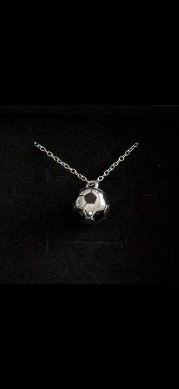 Chaîne avec Pendentif Ballon de foot