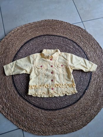 Jolie veste taille 6 mois