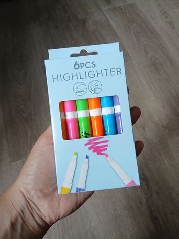 Étui de 6 surligneurs neufs