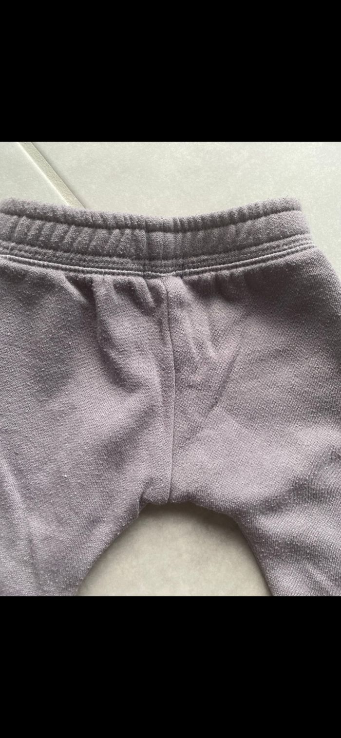 Jogging fille Kiabi 3 mois - photo numéro 10