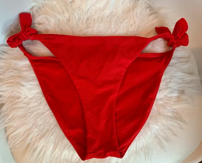 Bas de maillot de bain rouge pimkie