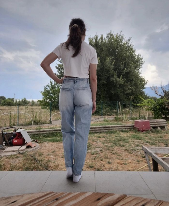 Pantalon mom taille haute avec ceinture en jean - photo numéro 3