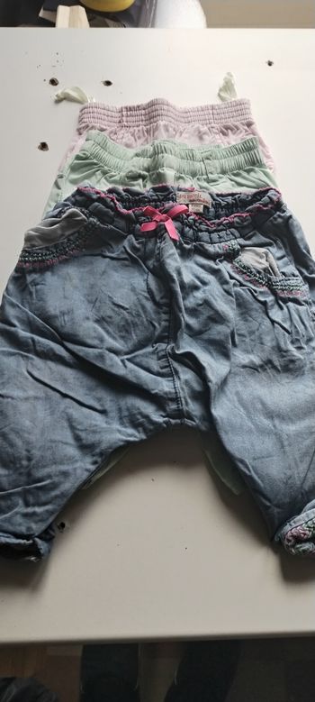 Lot pantalons 9 mois