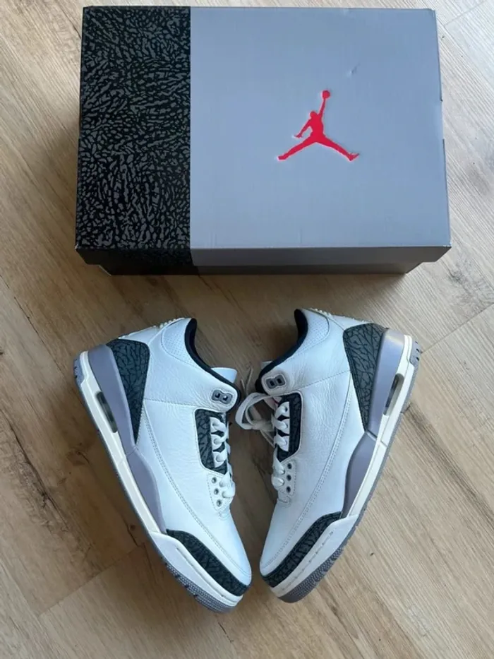 Air Jordan 3 Cement Grey 42