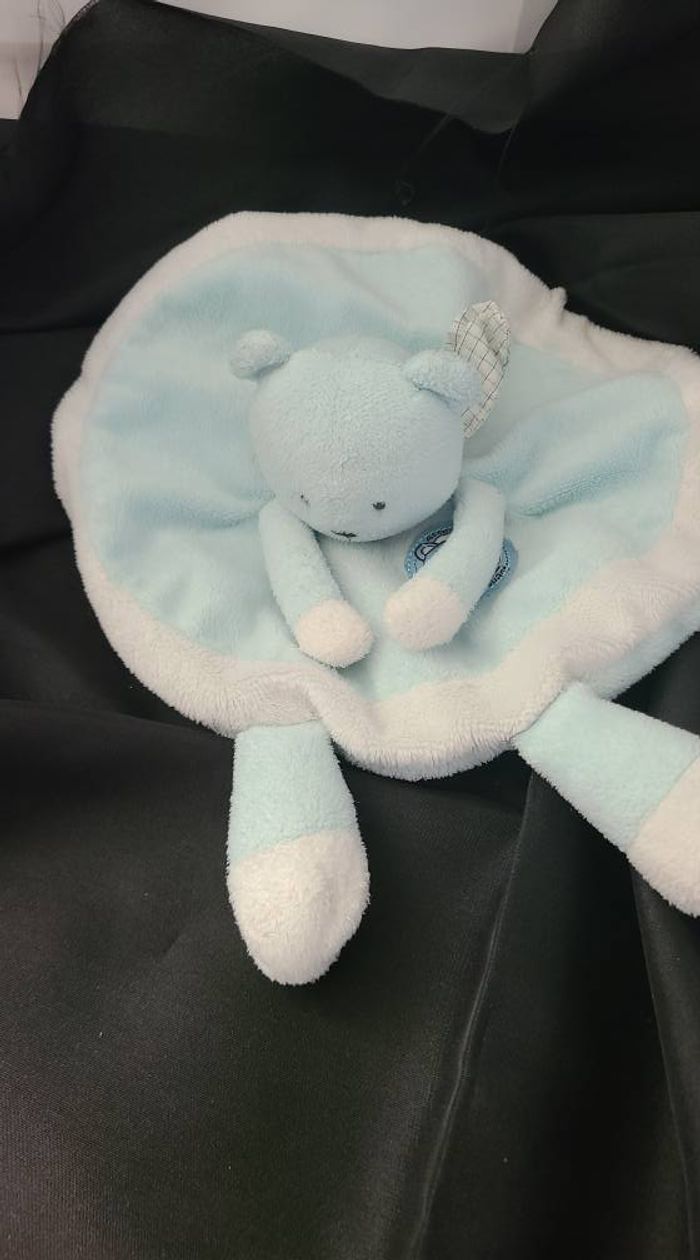 Doudou plat rond Ours bleu blanc Attention bébé craquant La Halle - photo numéro 3