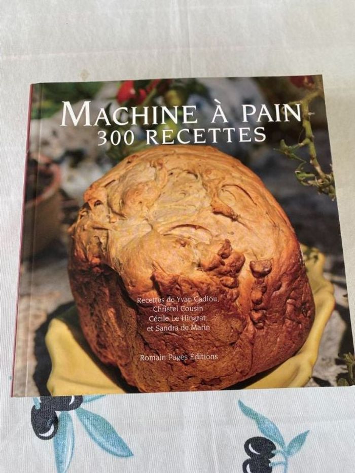 Machine à pain - 300 recettes