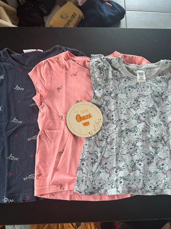 Lot 3 tee shirt 4 ans