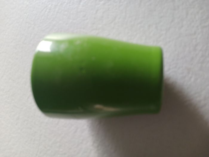 pot céramique vert hauteur 8 cm