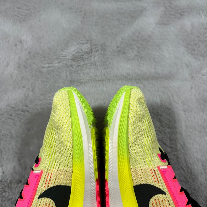 Nike Air Zoom Pegasus 40 PRM « Green Black Volt » pointure 38.5 - photo numéro 7