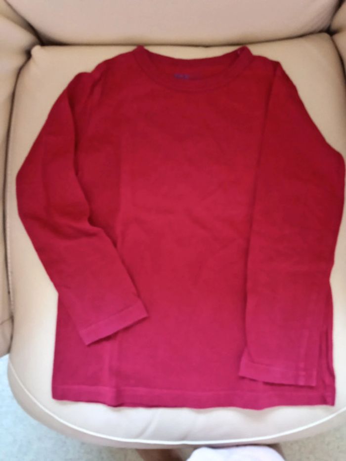 T-shirt taille 5 ans - photo numéro 2