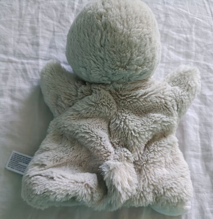 Lot peluches Marie Disney store et marionnette pingouin - photo numéro 4