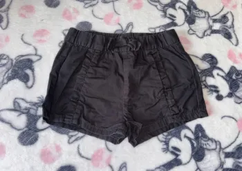 Short fille