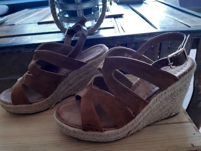 Sandales talons compensés