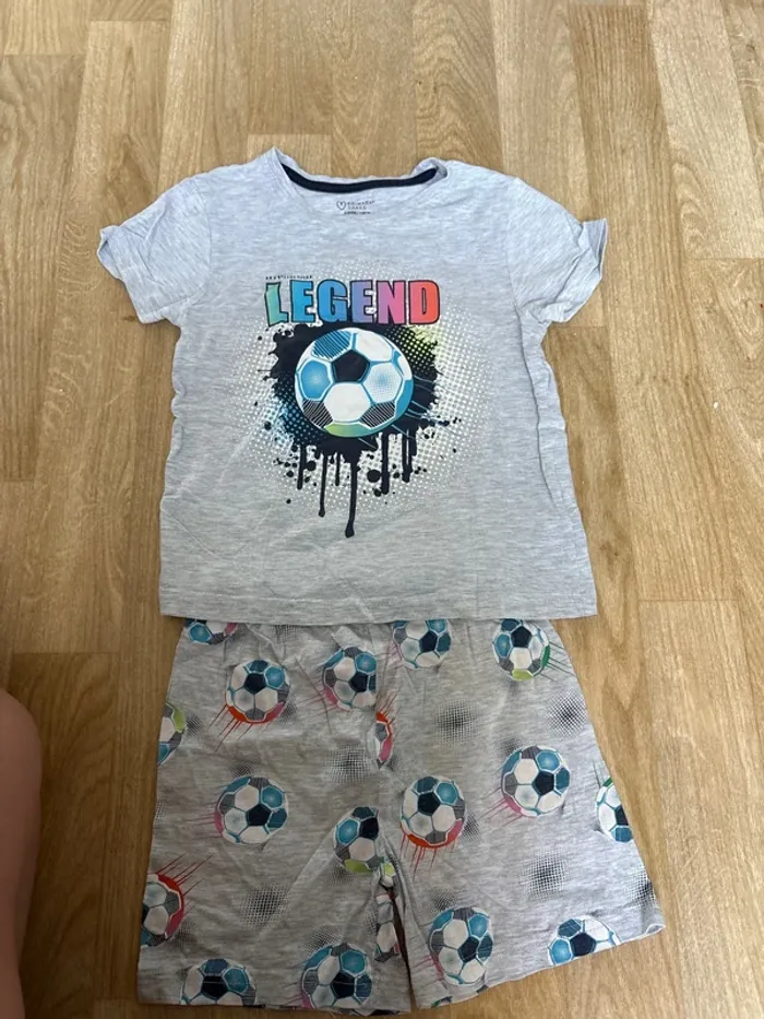 Pyjama short Primark taille 4/5 ans
