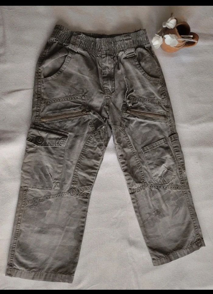Pantalon style army