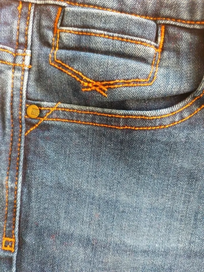 Jeans droit Zara – Taille 36 – Bleu – État : Excellent - photo numéro 3