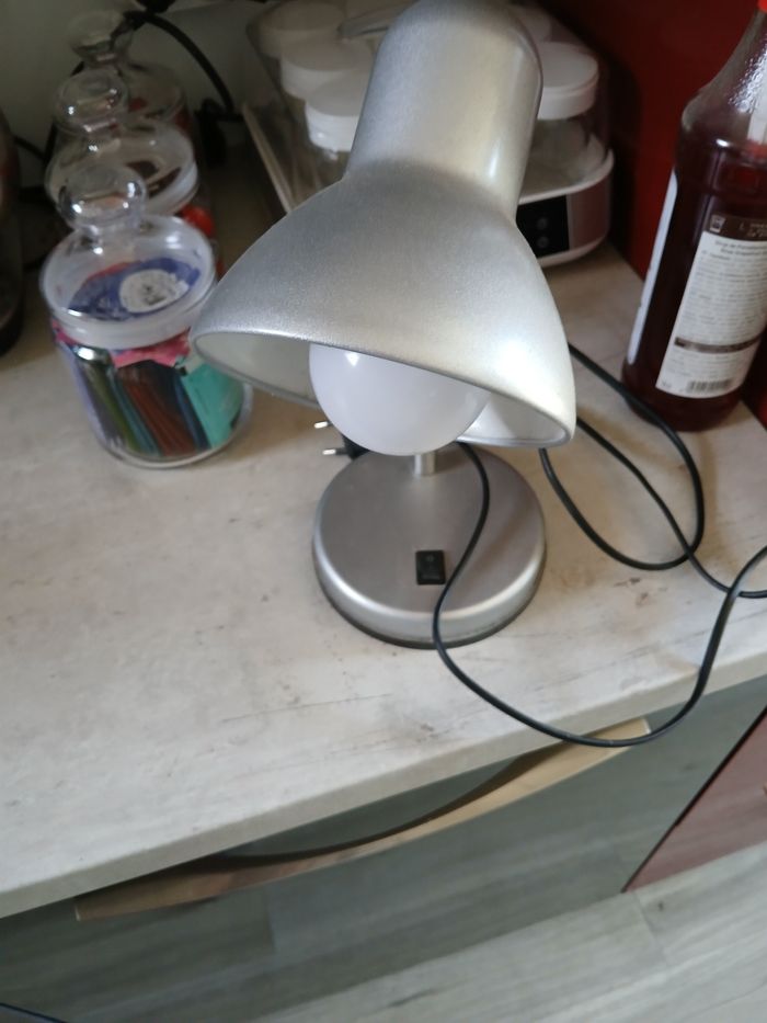 LAMPE DE BUREAU CONFORAMA