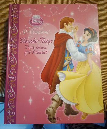 blanche neige deux coeurs qui s'aiment