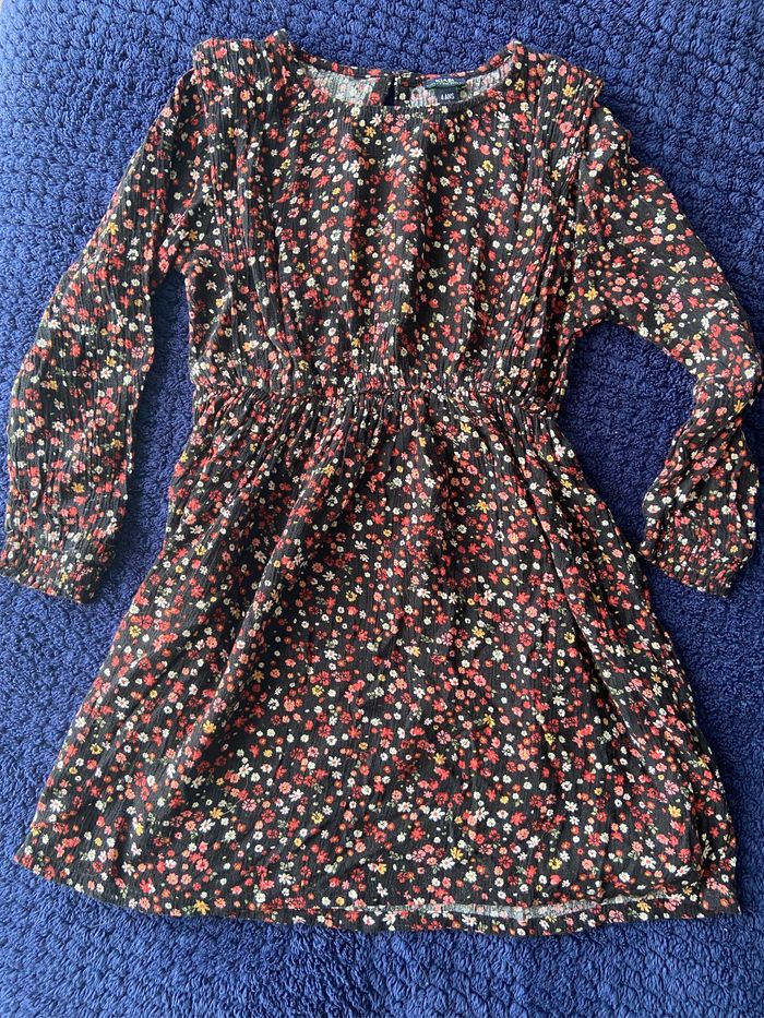 Lot vêtements fille 4 ans - photo numéro 9