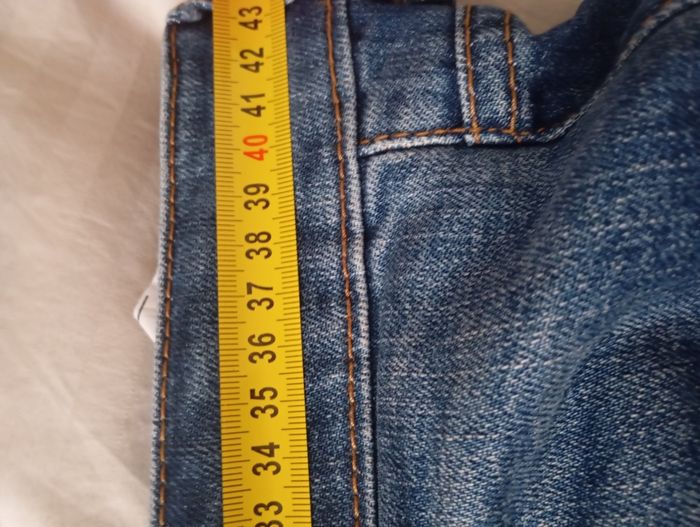 Jeans dsquared en très bon état - photo numéro 5