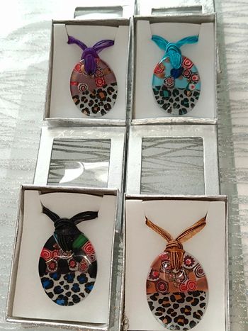 Lot de 4 Colliers Neuf-Pendentif verre soufflé-Motif Léopard 🤎