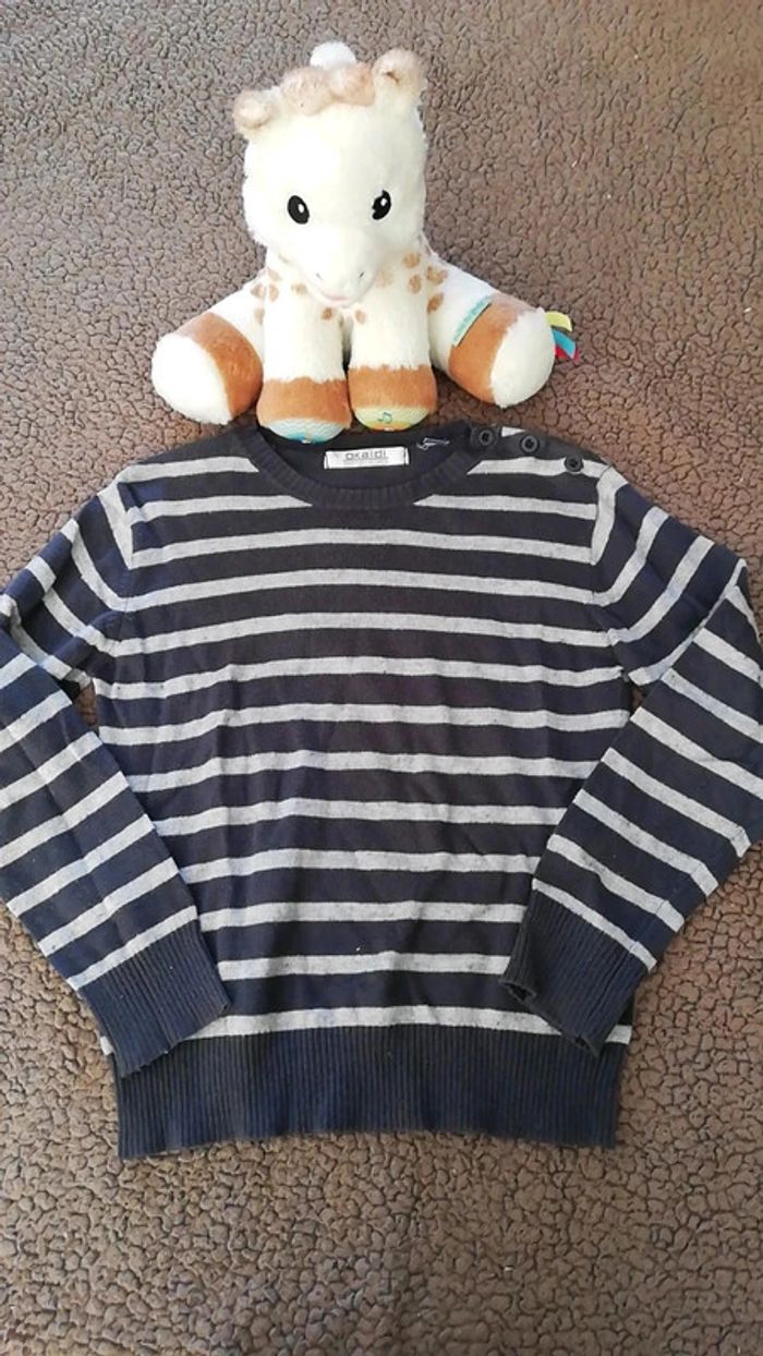 Pull fin okaidi 8 ans