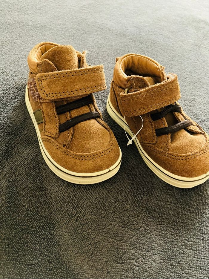Chaussure pour bébé garçon marron