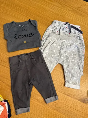 Lot de vêtements Kiabi